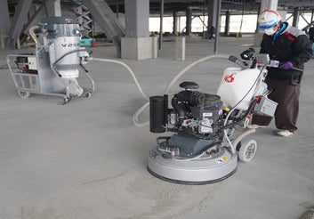 集塵機(電気式）LAVINA